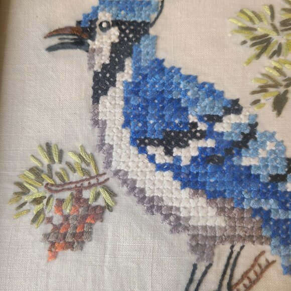 Two vintage cross stitch of birds - Picture 3 of 7